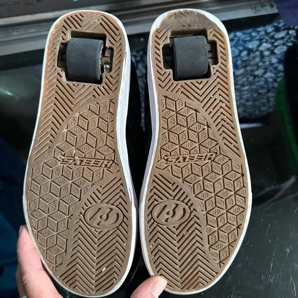 Heelys Black Big Kids Roller Shoes Black White Big boy Size 5 - Picture 14 of 14